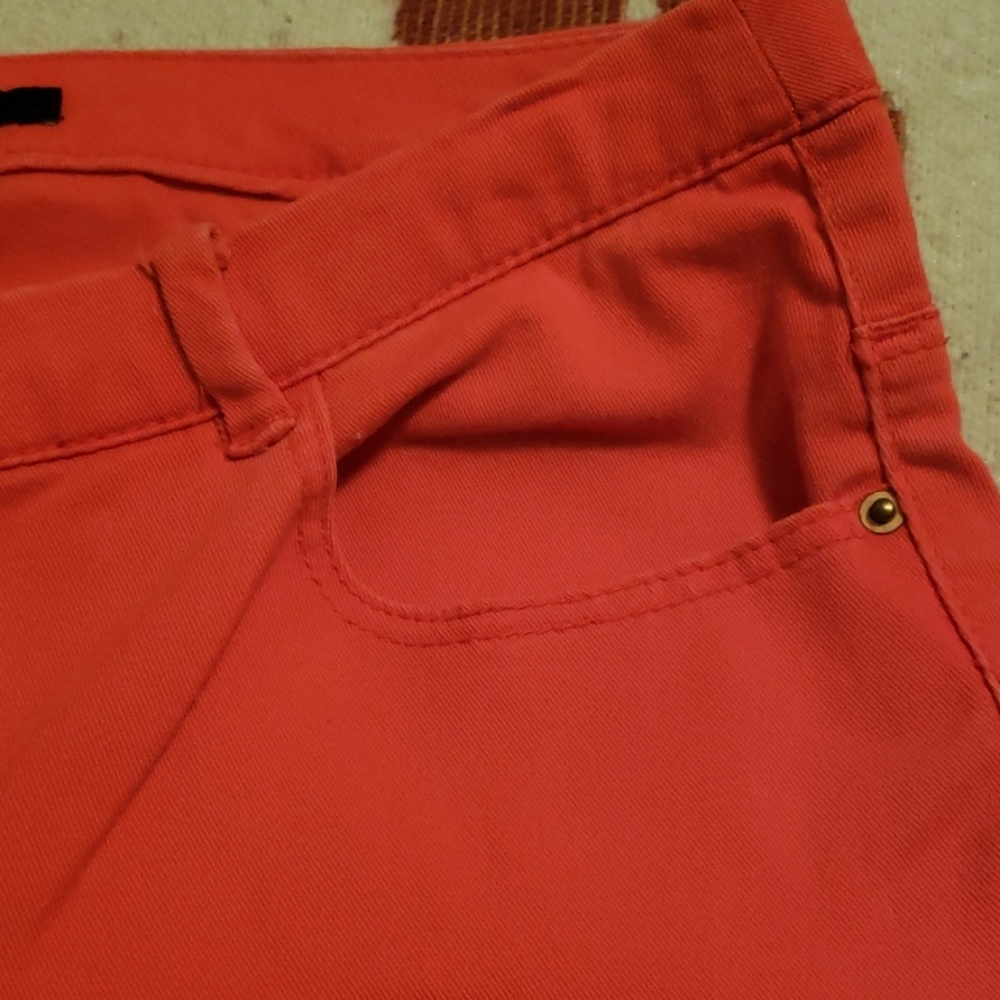 Women's Skinny Jeans - Picture 5 of 7